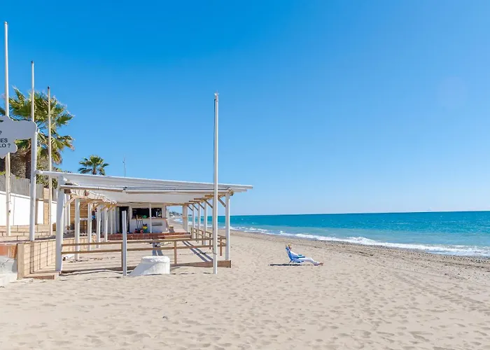 Fantastic 80m From The Beach! * מארבלה