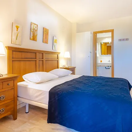 Fantastic 80m From The Beach! Marbella