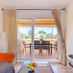 Appartamento Fantastic 80m From The Beach!