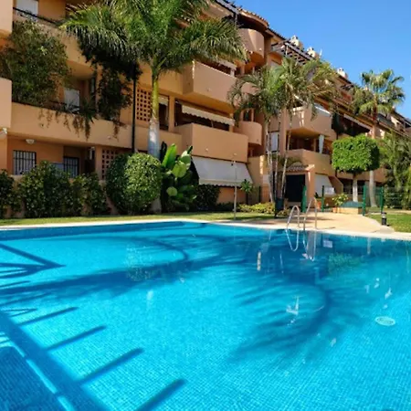 Apartment Fantastic 80m From The Beach! Marbella