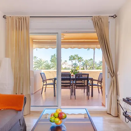 Apartment Fantastic 80m From The Beach!