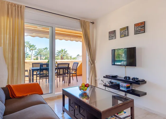 Fantastic 80m From The Beach! * Marbella